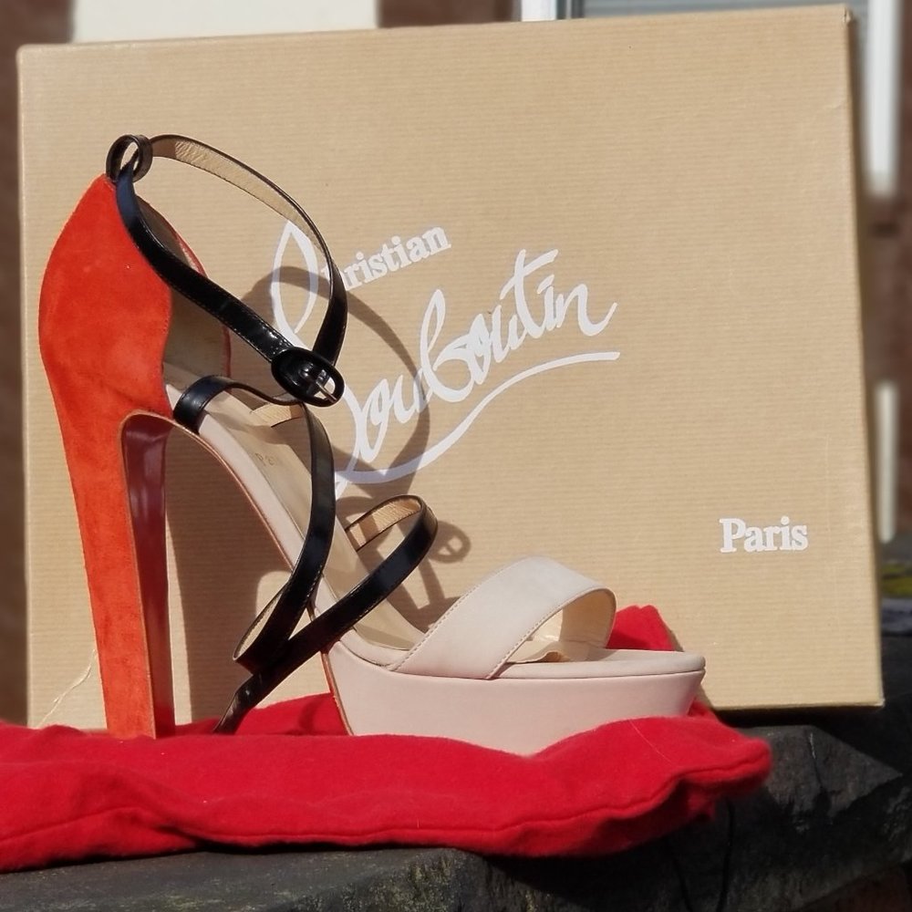 Christian Louboutin Pumps